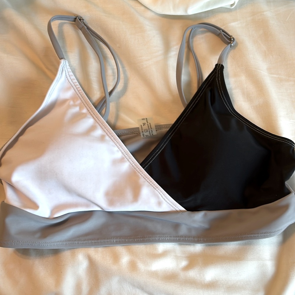 Bathing suit